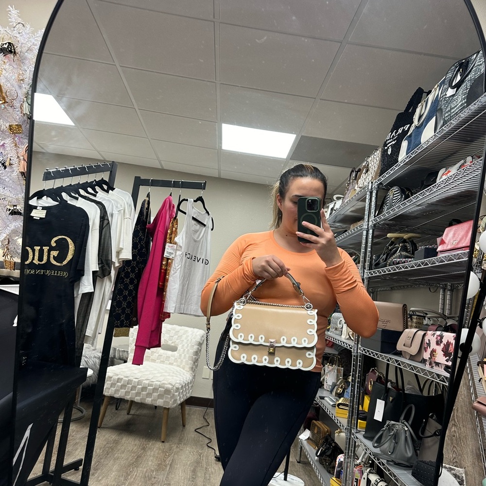 Fendi swirl Kan bag - Picture 7 of 12